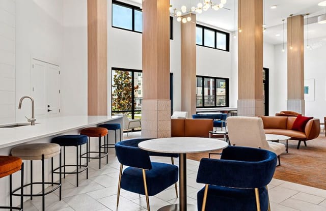 Hue on Greenhouse photos photos