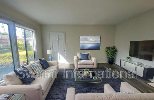 622 1/2 E 97th photos photos