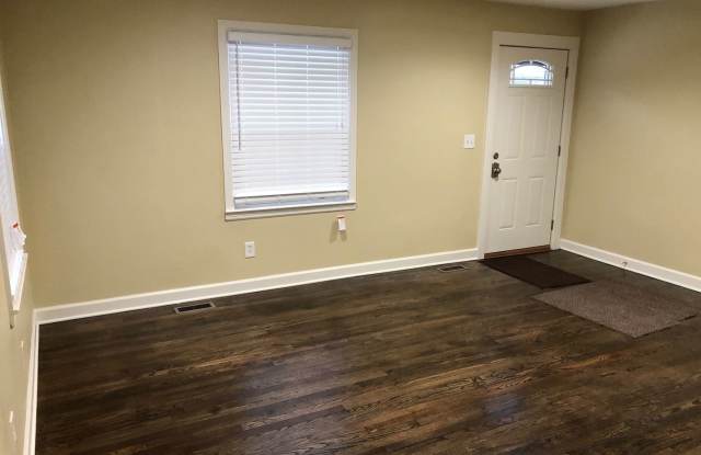 8100 summit Gallery 3