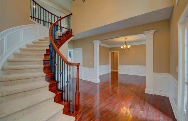 6534 RED CEDAR Way Gallery 2