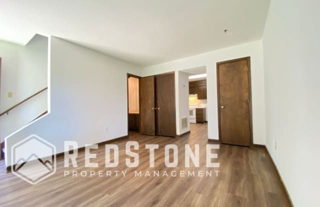 1716 Wood Avenue - 1716 Wood Ave, Burlington, NC 27215