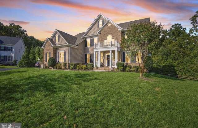 800 LOWER BARN WAY photos photos