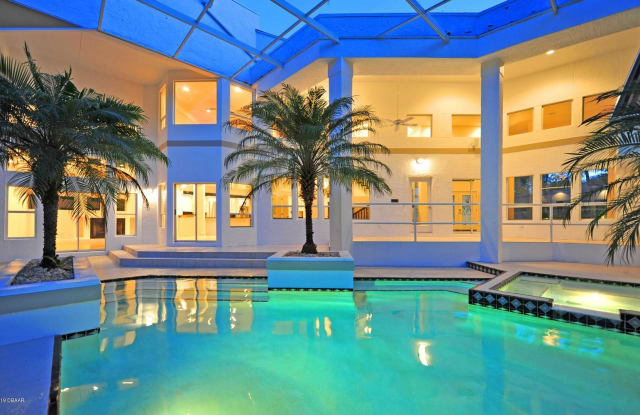 2586 Spruce Creek Boulevard - 2586 Spruce Creek Boulevard, Port Orange, FL 32128