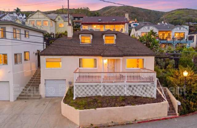 2381 HYLAND AVE photos photos