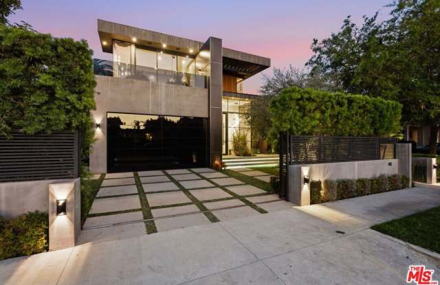 418 N Sweetzer Ave photos photos