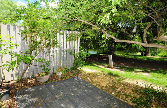 684 Peninsula Court Gallery 3