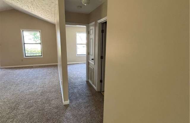 125 Villa Drive Gallery 4