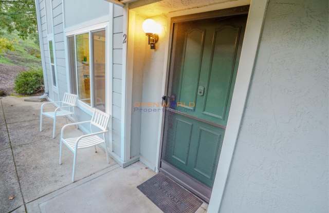 Rossmoor 55+ Living — One BR/One BA Del Monte Model (733 SF) — Peaceful, Updated, Sun-Filled Home - 1501 Skycrest Drive, Walnut Creek, CA 94595