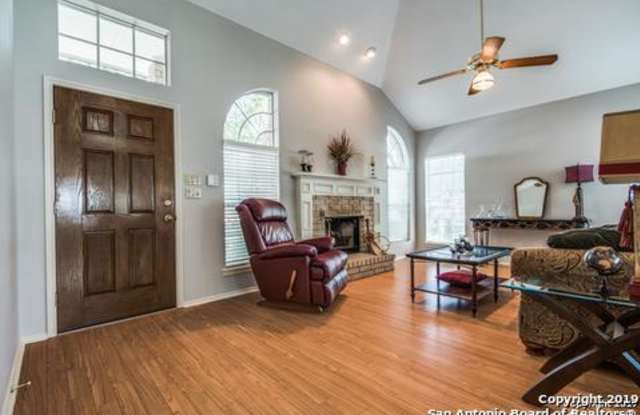 2103 Chittim Trail Dr Gallery 3