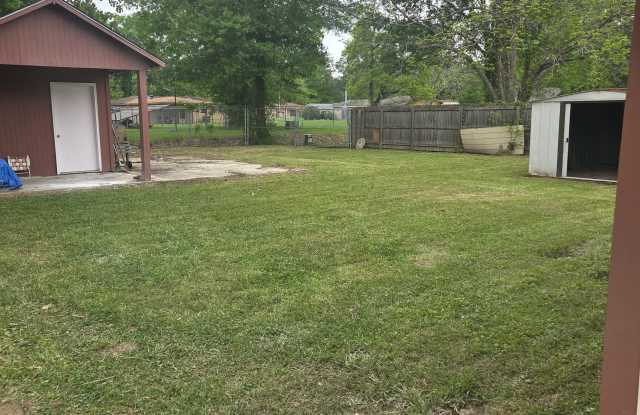 5725 Benson Dr photos photos