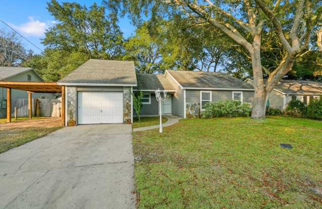 Charming  Cozy!! 3bd/2ba in PRIME Niceville location!! photos photos
