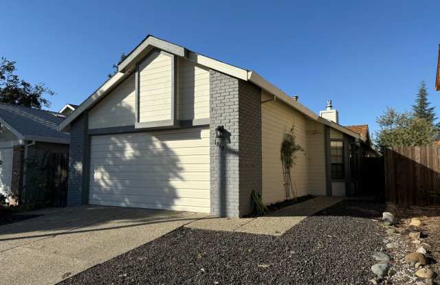 NICE SINGLE STORY HOME IN ROSEVILLE Gallery 1