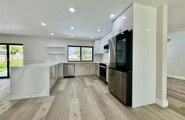 4919 McKinley St photos photos