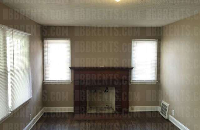 1007 Midway Street, Gallery 2