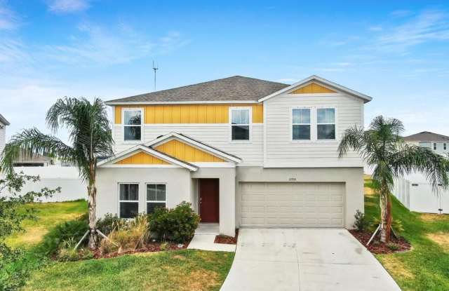 Spacious 5bed - With Amenities! - 12724 Tannencrest Drive, Riverview, FL 33579
