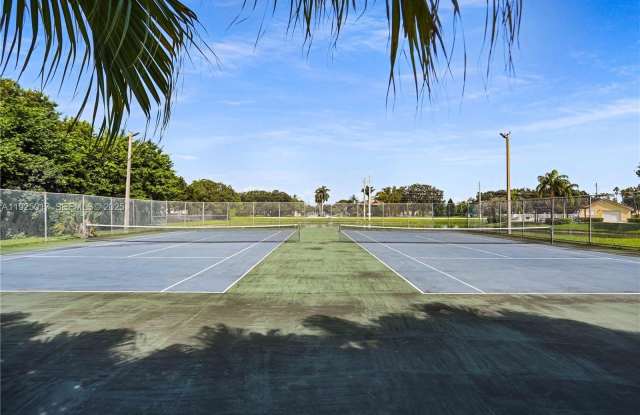 417 Vista Isles Dr photos photos