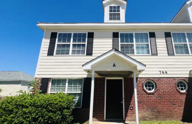 744 Wheel House Lane photos photos