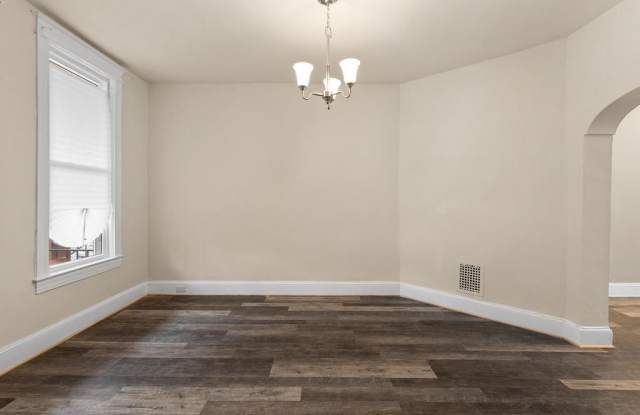 1523 C STREET SE Gallery 4