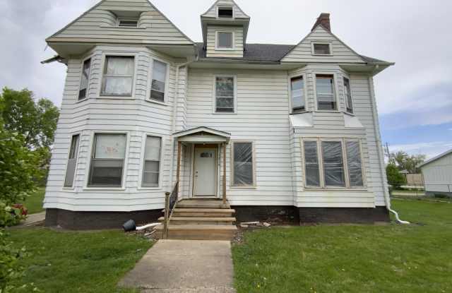 1218 N Walnut St photos photos