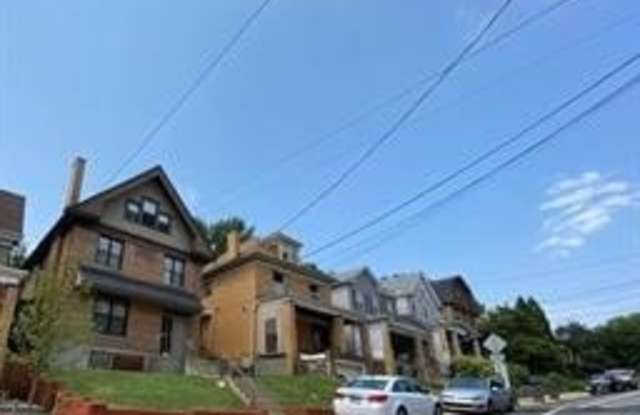 138 Merrimac Street Gallery 1