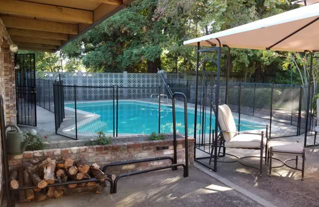 Move In Special: Central Roseville, Pool, Gardner Single Story Large Yard, 3 bedrooms, 2 baths, 1931sqft Gardner  Pool Service Provided by Owner photos photos