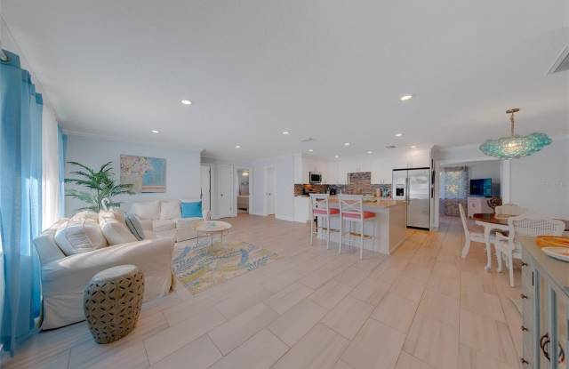 196 OVERBROOK Drive E Gallery 2