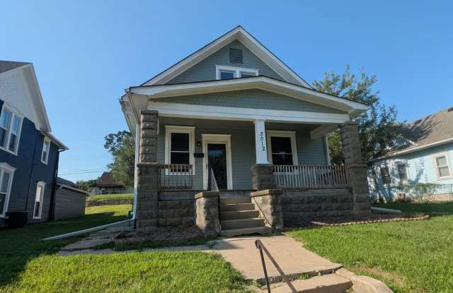 Remodeled 2-Bedroom Home with Main Floor Laundry & Two Car Garage Gallery 4