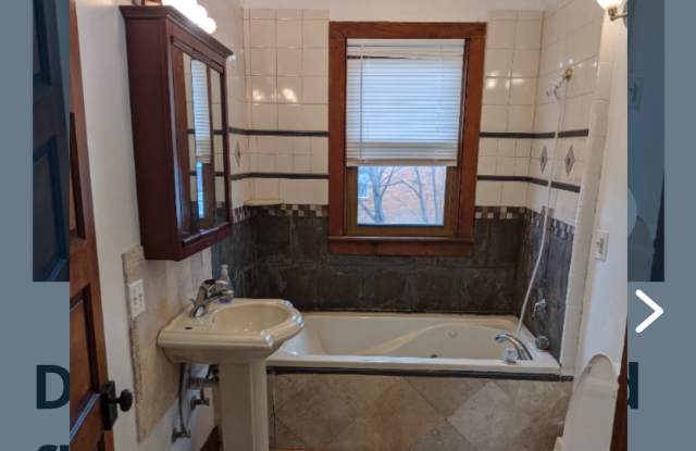 2474 Lincoln Avenue photos photos