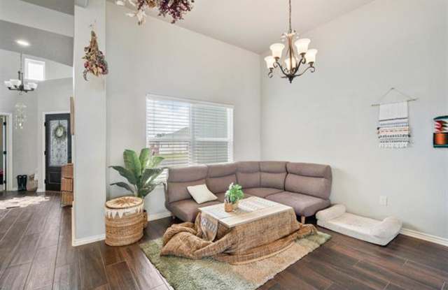 503 Canyon Creek now available for rent Gallery 4