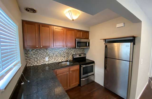 206 N Lafayette photos photos