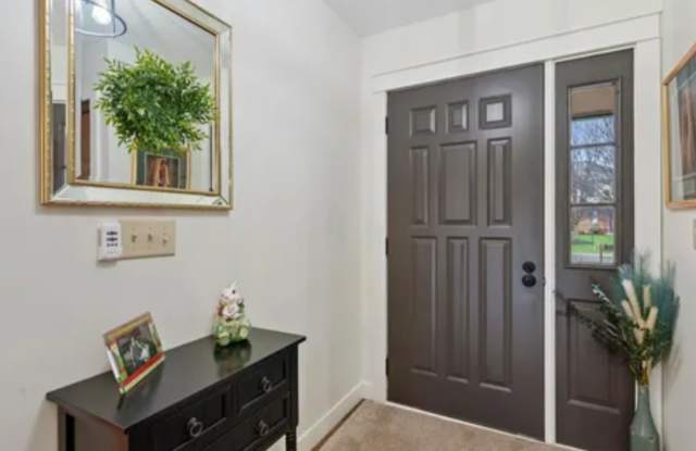 3172 Parkview Cir Gallery 4