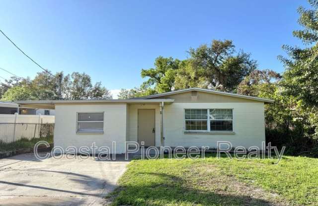 3715 E Idlewild Ave photos photos