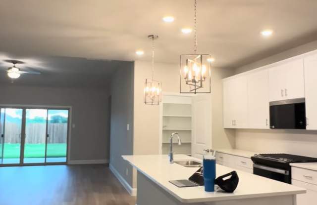 6002 Broadacre Dr Gallery 3
