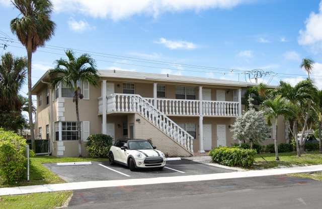 1820 NE 56th Street photos photos