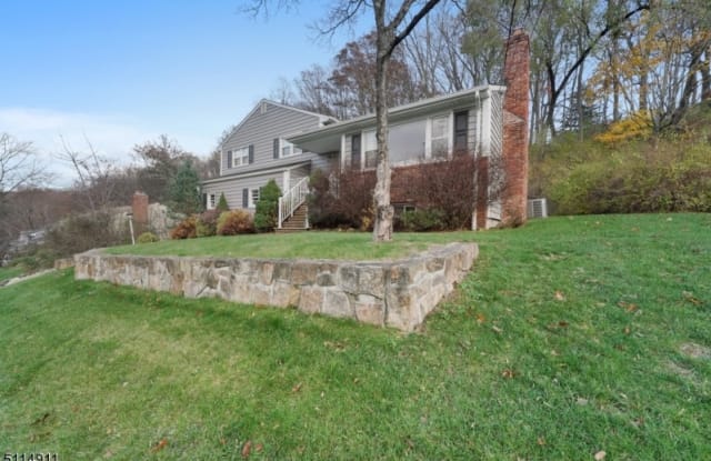 21 Molly Stark Dr - 21 Molly Stark Drive, Morris County, NJ 07960