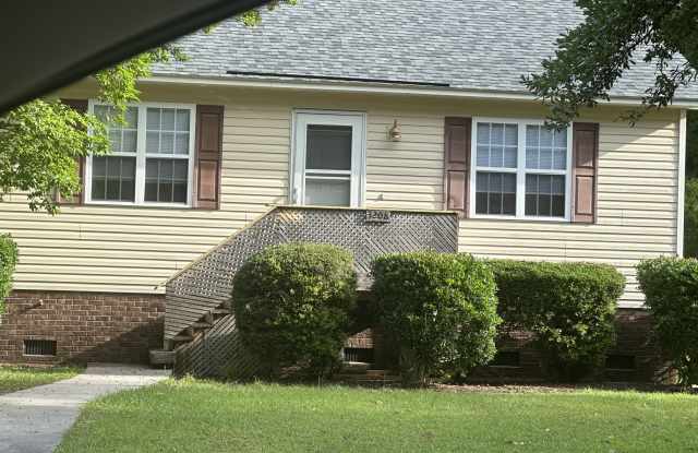 3208 Deerpath Circle photos photos