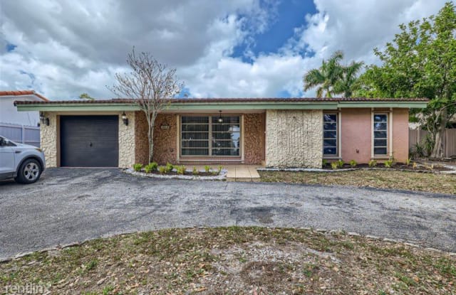 1060 North Douglas Road UNIT - 1060 North Douglas Road, Pembroke Pines, FL 33024