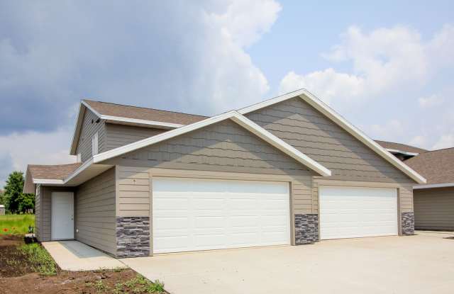 Newer 3 bed 2 bath in Tea Gallery 2