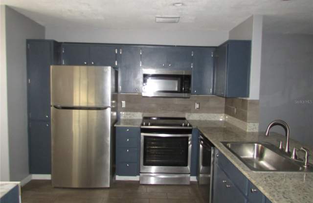 12715 RAEBURN Way Gallery 4