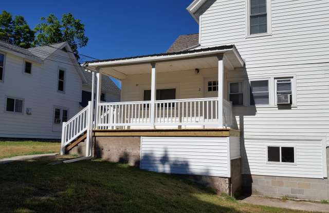 321 Ives #2 Gallery 1