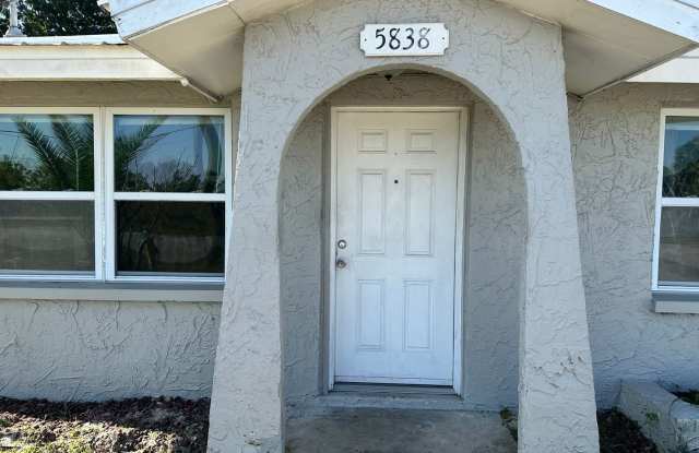 For Rent: 2/1 Rental in Port Richey Gallery 3