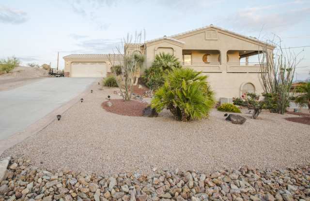 3450 Thunderbird Ln - 3450 Thunderbird Lane, Lake Havasu City, AZ 86406