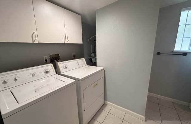 3884 Rosey Way Gallery 1