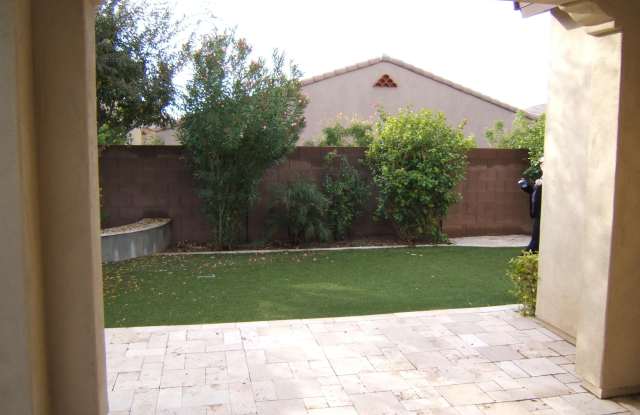 4421 E MURIEL Drive Gallery 4