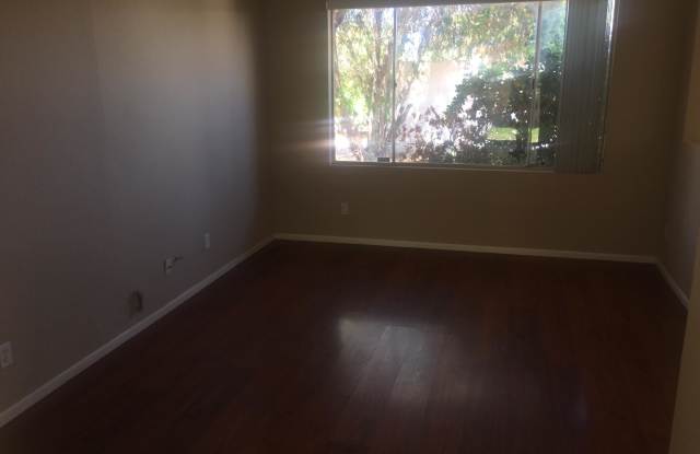 1353 W 13TH Place Gallery 4