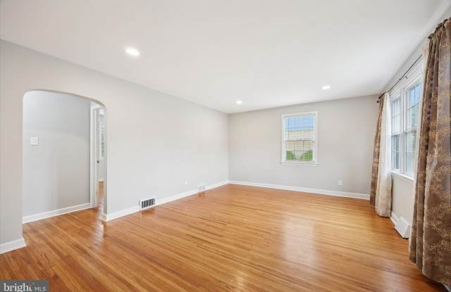 116 WALNUT HILL Lane Gallery 2