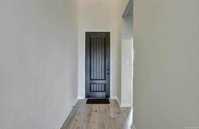 9007 Shady Mountain Gallery 2
