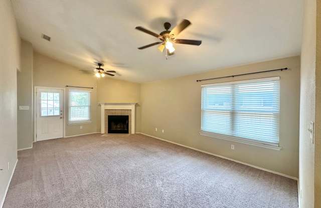 Price Drop! Gallery 4