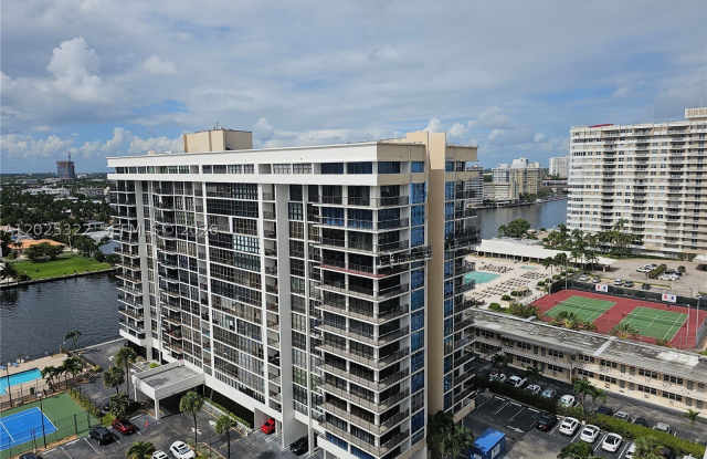 2017 S Ocean Dr Gallery 1