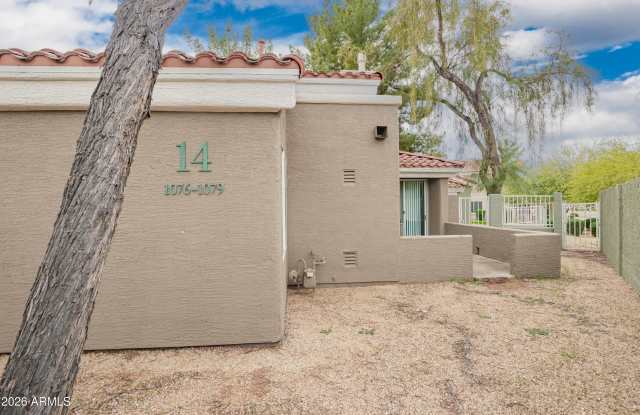 2929 W YORKSHIRE Drive unit: 1079 photos photos